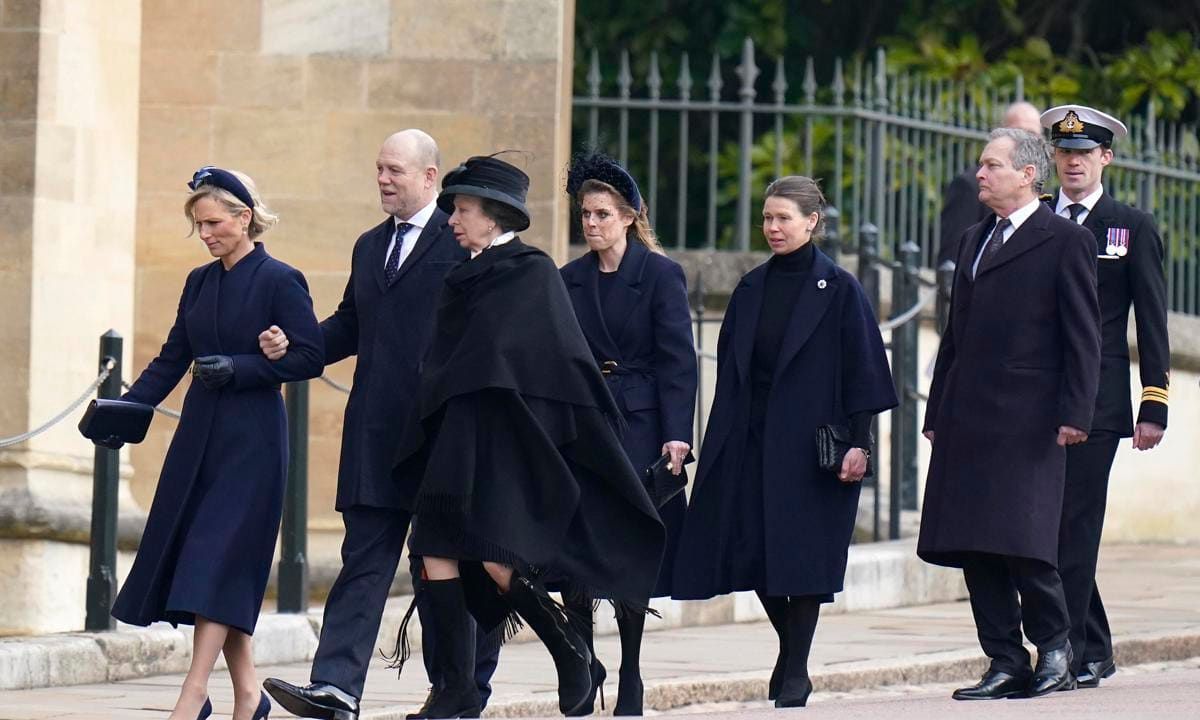 (From left to right) Zara Tindall, Mike Tindall, Princess Anne, Princess Beatrice and Lady Sarah Chatto
