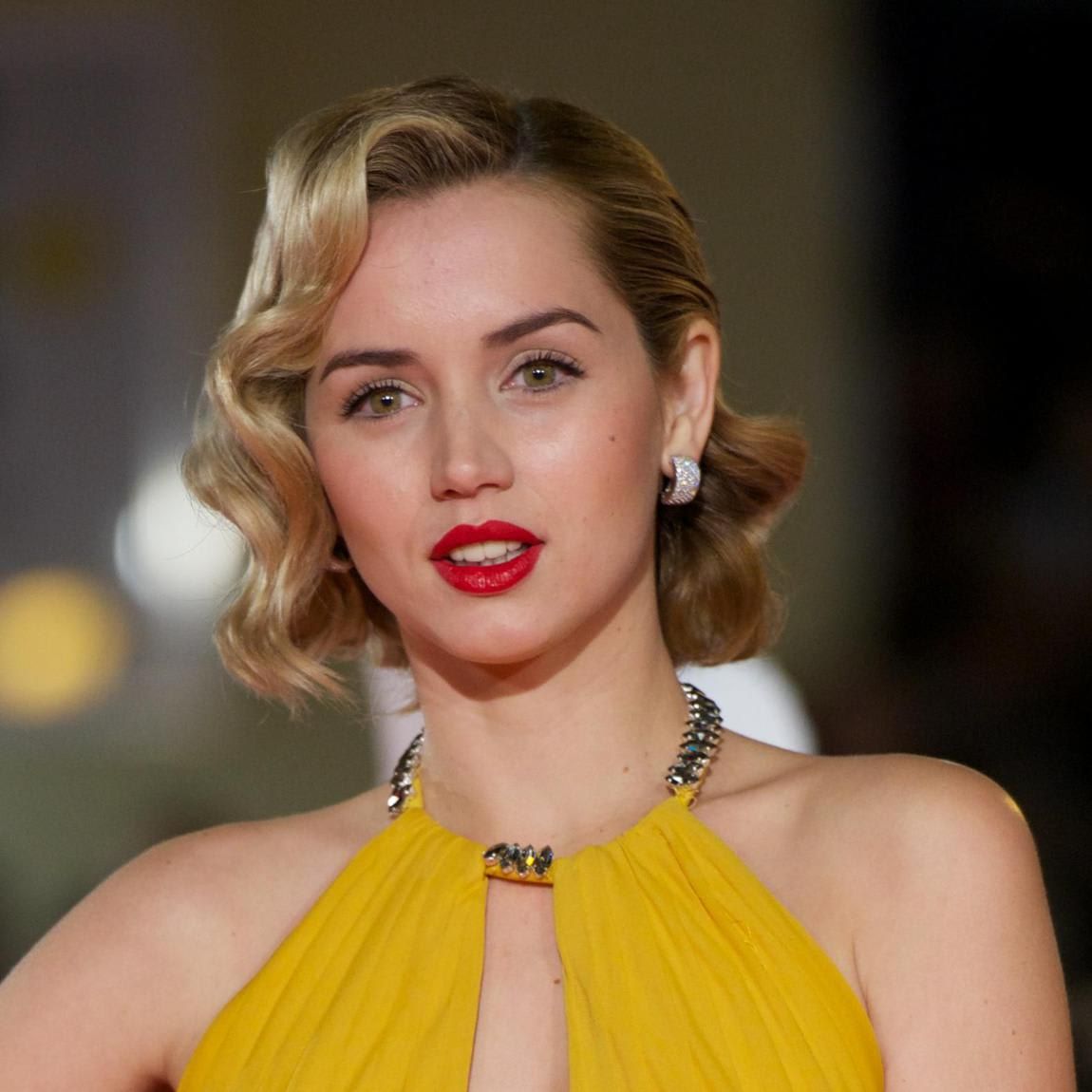 Ana De Armas Top 10 Most Dramatic Hair Makeovers