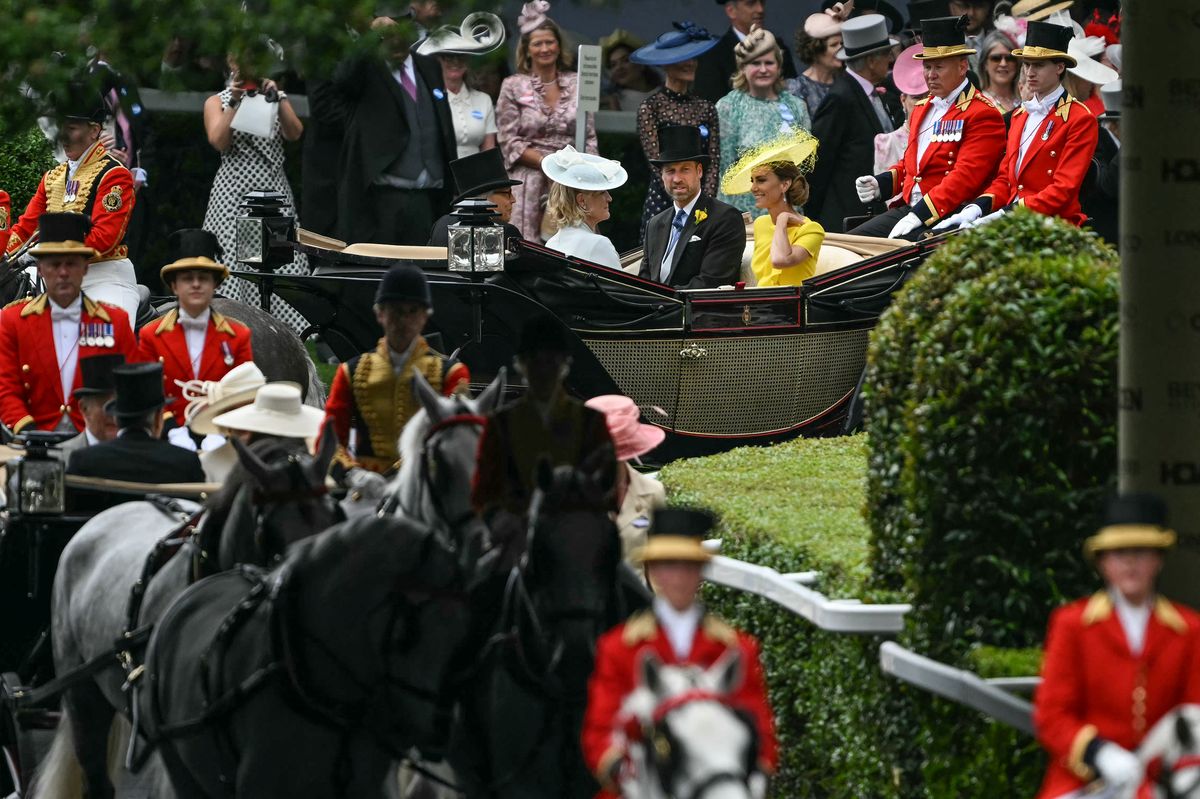 Kate's appearance marked her first Royal Ascot outing in two years and quickly became one of the event's standout fashion moments.