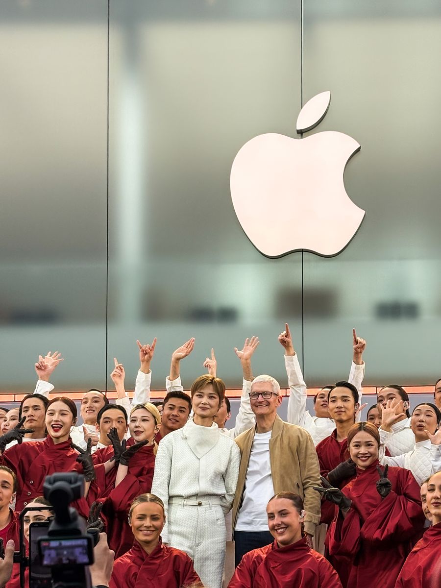 Apple has announced a major leadership change that marks the end of an era for one of the world’s most valuable technology companies.