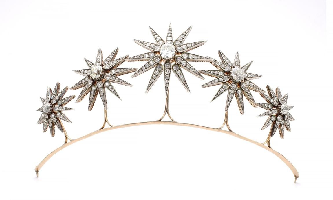DIAMOND TIARA, CIRCA 1890 Estimate 60,000   80,000 CHF