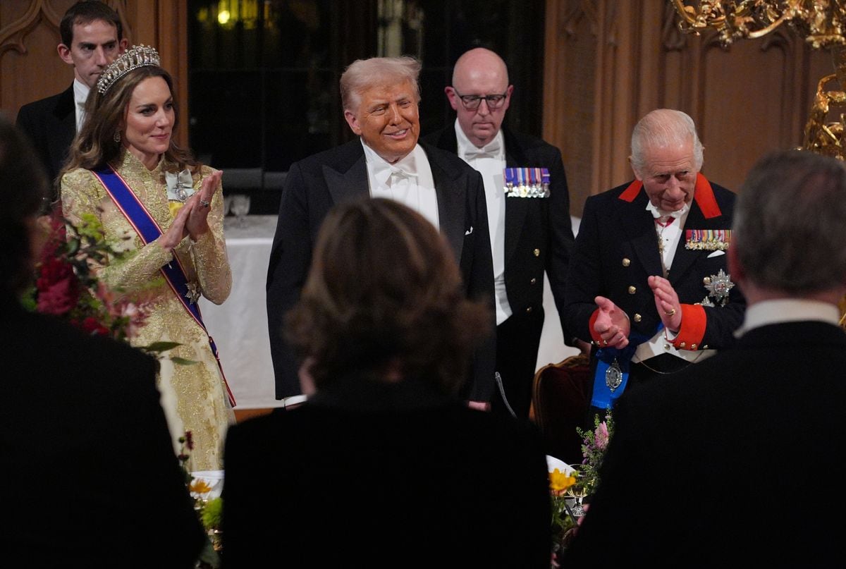 WINDSOR, ENGLAND - SEPTEMBER 17: King Charles III, along with the Catherine, Princess of Wales, applaud President Donald Trump after his speech during the State Banquet at Windsor Castle for the State visit by the President of the United States of America on September 17, 2025 in Windsor, England. President Trump is in England from Sept. 16-18 on his second UK state visit, with the previous one taking place in 2019 during his first presidential term. (Photo by Yui Mok - WPA Pool/Getty Images)