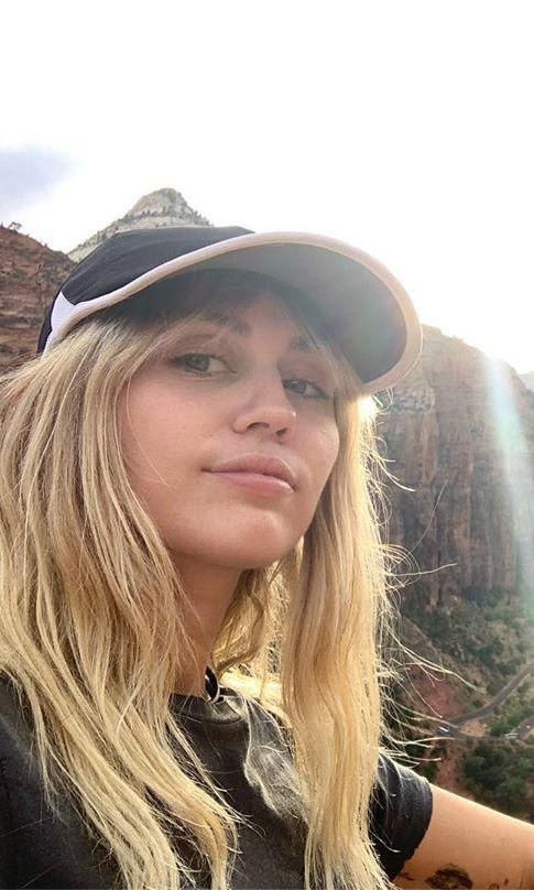 Miley Cyrus at Zion National Park