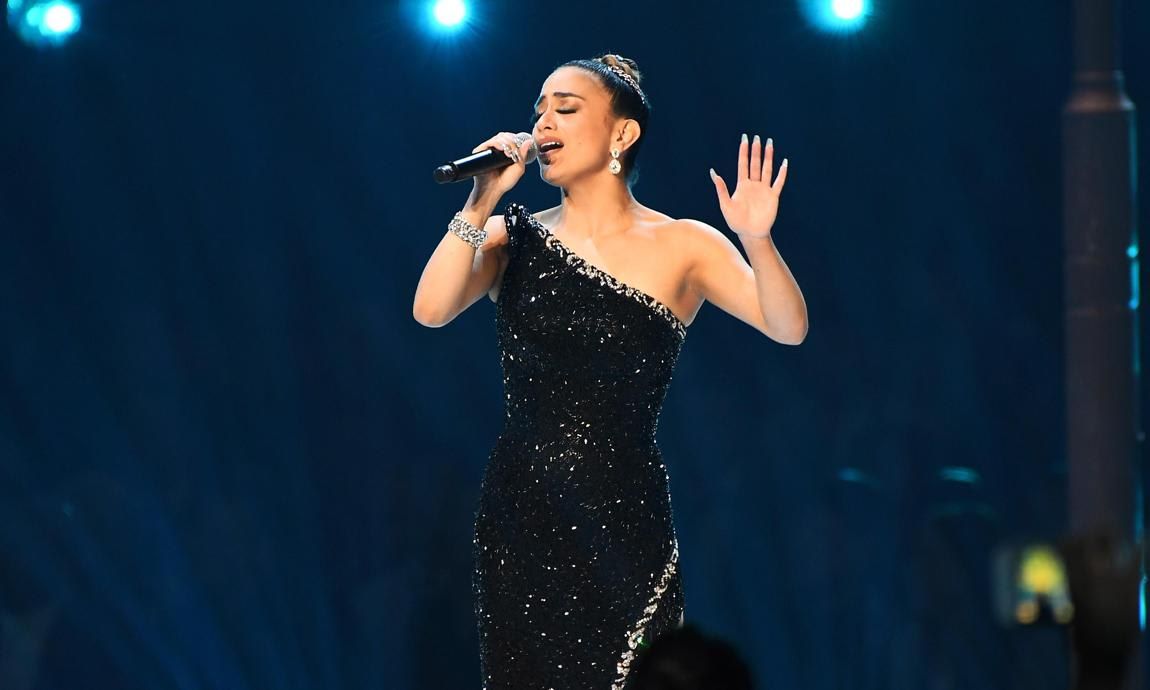 Ally Brooke honors Selena Quintanilla during Miss Universe
