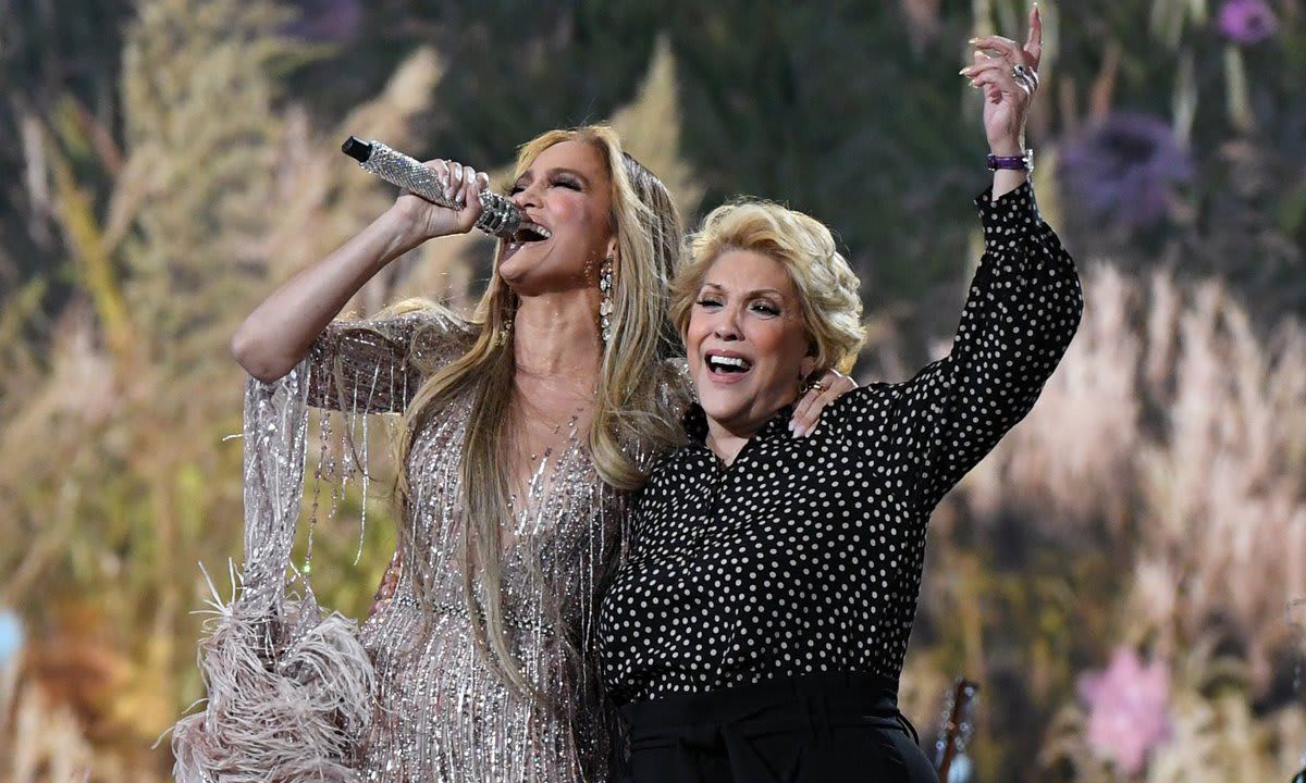 US ENTERTAINMENT MUSIC HEALTH VIRUS VACCINE