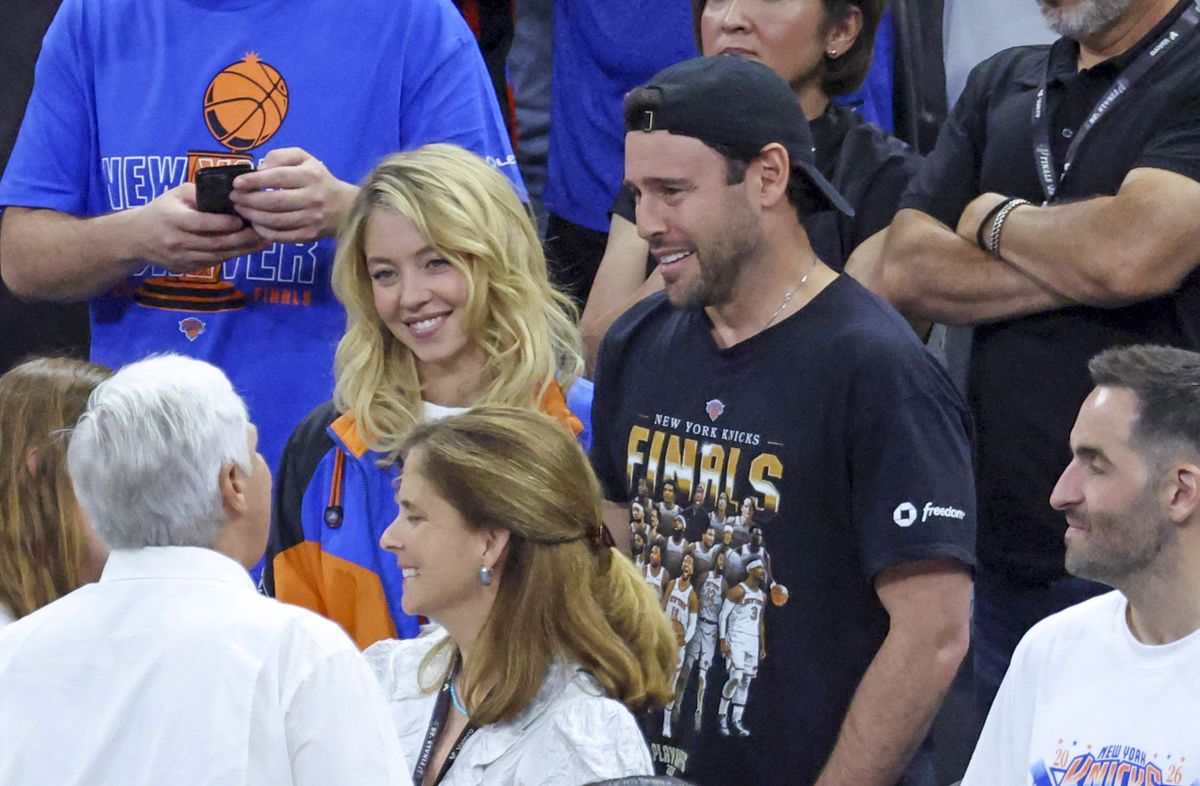 He gushed about her after the Knicks won the finals
