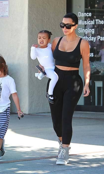 kimk-black--a.jpg