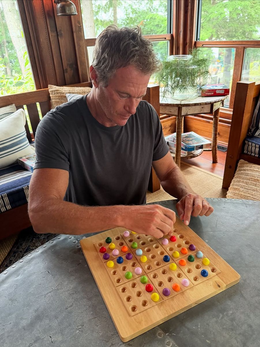 Cindy Crawford enjoys a lake getaway with her husband Gerber