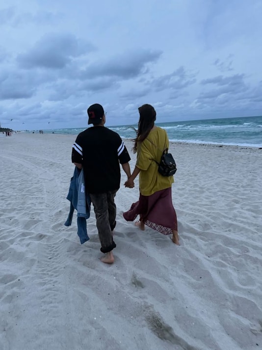 Jessica Alba and Danny Ramirez are closing out the year exactly how they seem to like to do everything else lately.