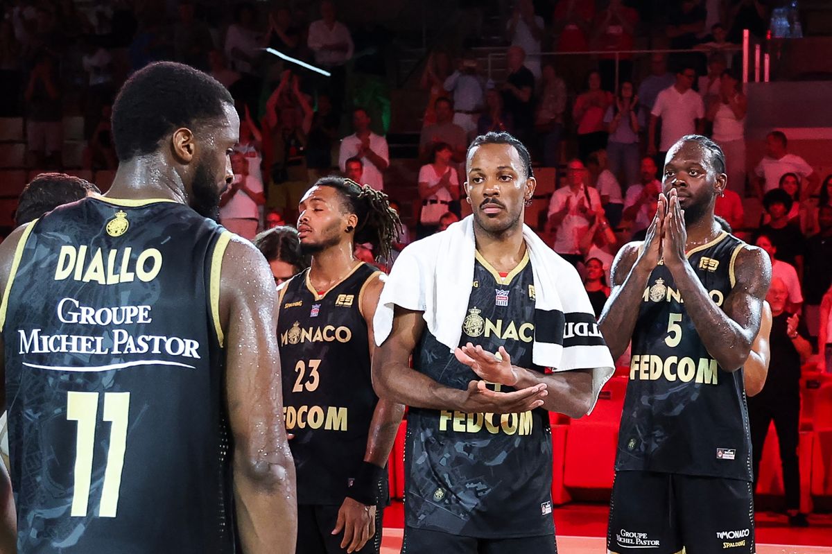 AS Monaco Basket players celebrate their French league championship victory at Gaston Médecin arena in Monaco on June 21, 2026, just months before the club’s dramatic fall from the top flight.