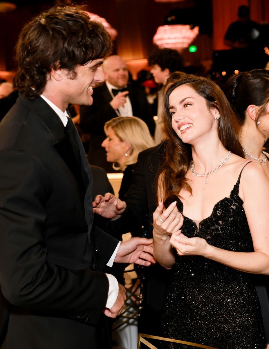 Jacob Elordi reunites with ex Olivia Jade after viral Golden Globes moment with Ana de Armas