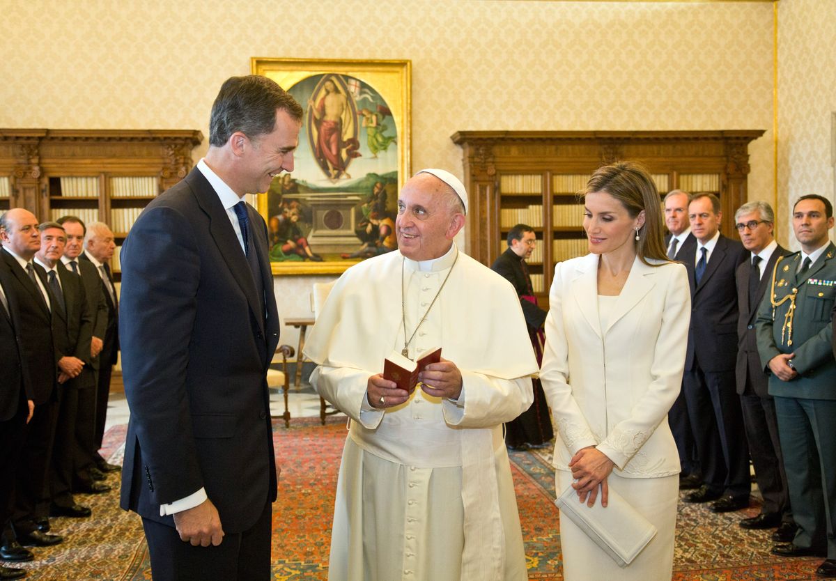 King Felipe and Queen Letizia of Spain with Pope Francis in 2014