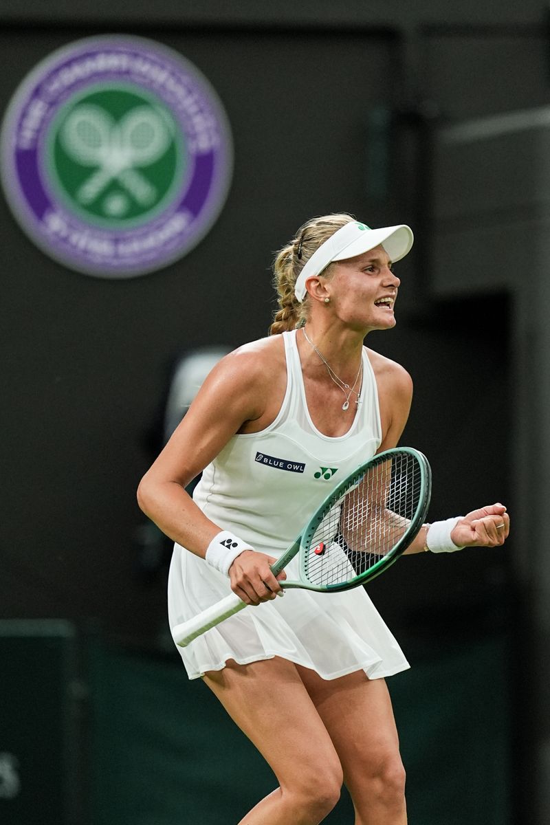 Dayana Yastremska of Ukraine celebrates the victory in the Ladies Singles First Round match against Coco Gauff 