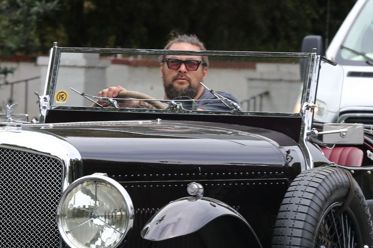 Celebrities and Vintage cars
