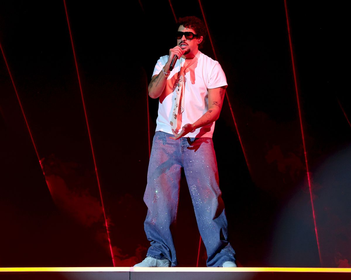 Rosalia's recent comment has gone viral, as fans of the Puerto Rican singer are defending him and pointing out the political statement that he is making by singing in Spanish.