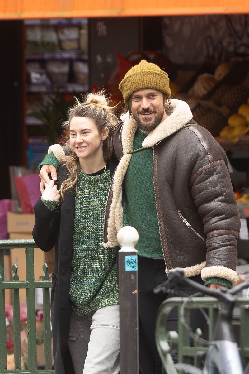 It was her first big relatinoship after her engagement to Aaron Rodgers