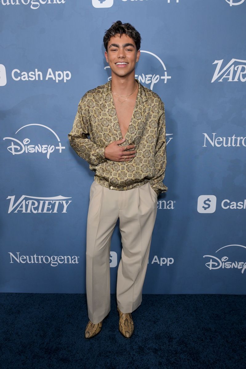 The always fashionable artist looked incredible rocking a fit that blended vintage charm with modern flair