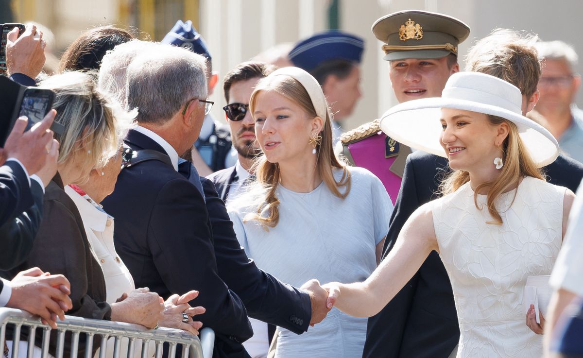 Unlike Princess Eléonore, Crown Princess Elisabeth has focused her studies on history, politics and public policy in preparation for her future role as queen.