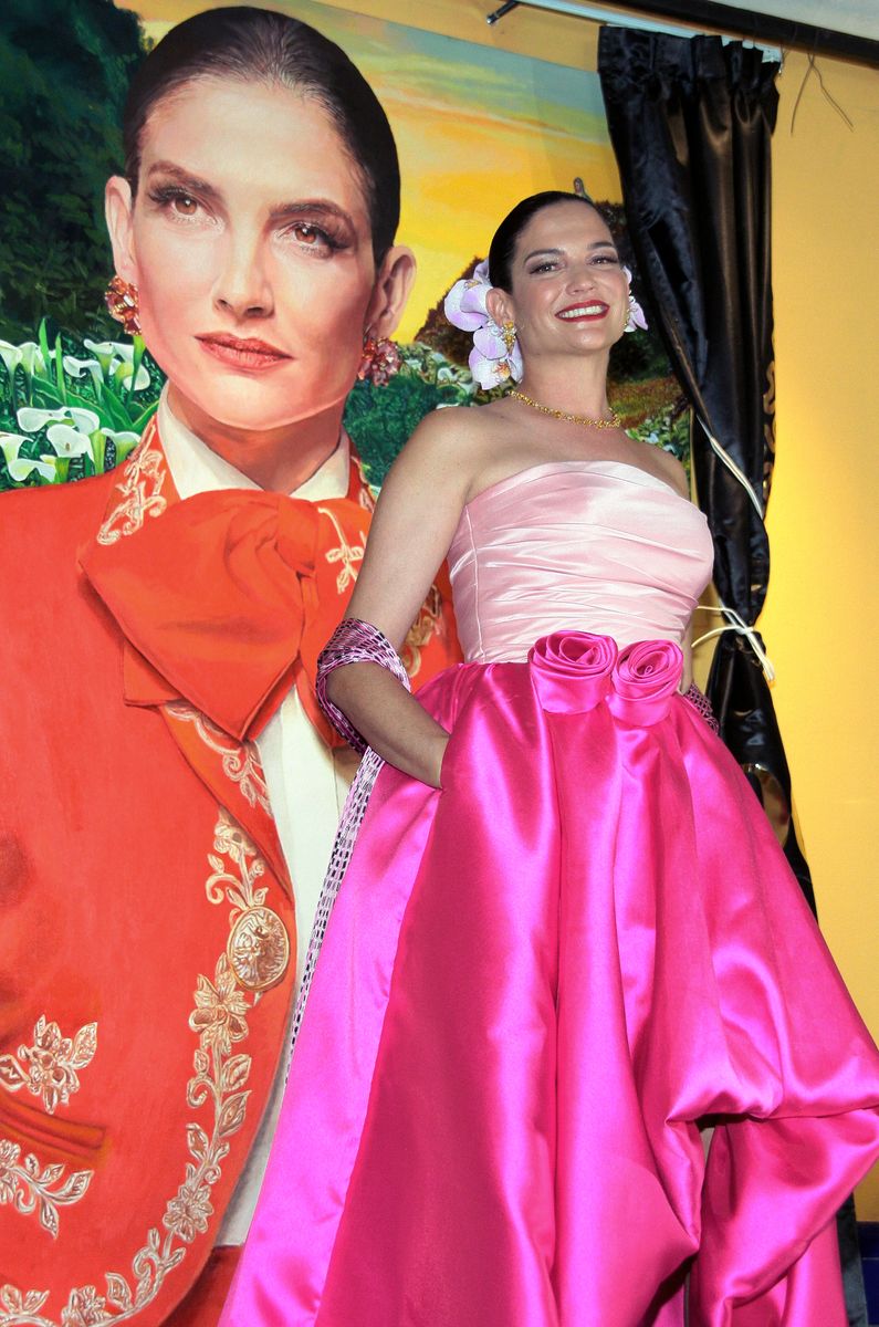 Natalia Jiménez at the unveiling of a mural in her honor at Salon Tenampa on September 3, 2025 in Mexico City