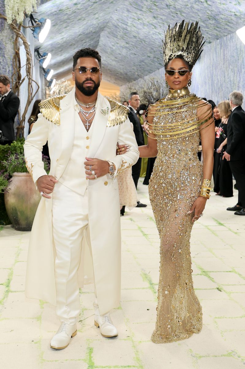 NEW YORK, NEW YORK - MAY 04: (L-R) Russell Wilson and Ciara attend the 2026 Met Gala celebrating "Costume Art" at the Metropolitan Museum of Art on May 04, 2026 in New York City. (Photo by Mike Coppola/Getty Images) 