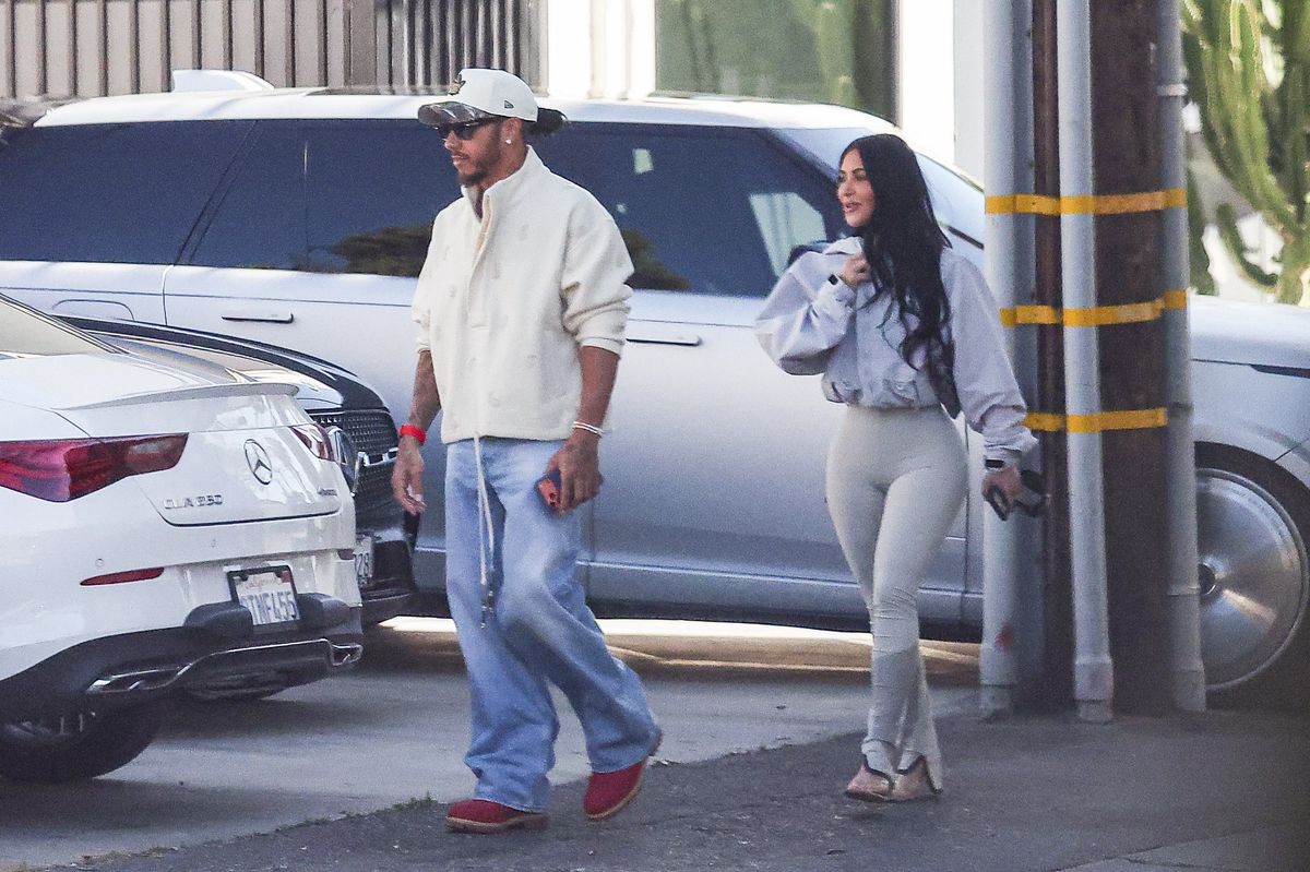 The pair was on the hunt for some home goods, looking relaxed and comfortable with each other