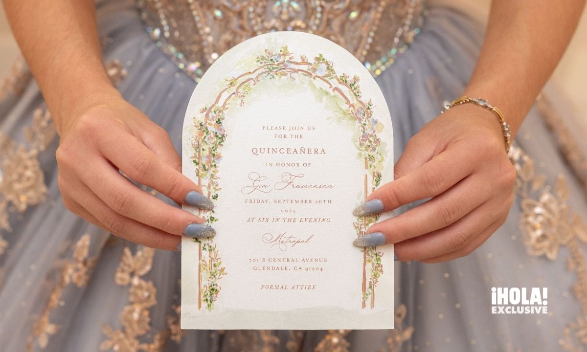 An elegant floral-arched invitation from Minted, designed by Lucrecia Caporale, set the tone for Gia Francesca’s quinceañera, a night filled with magic and celebration.
