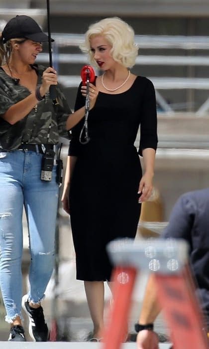 Ana de Armas on Blonde set 