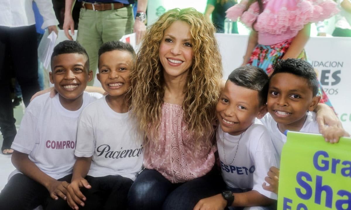 COLOMBIA MUSIC SHAKIRA