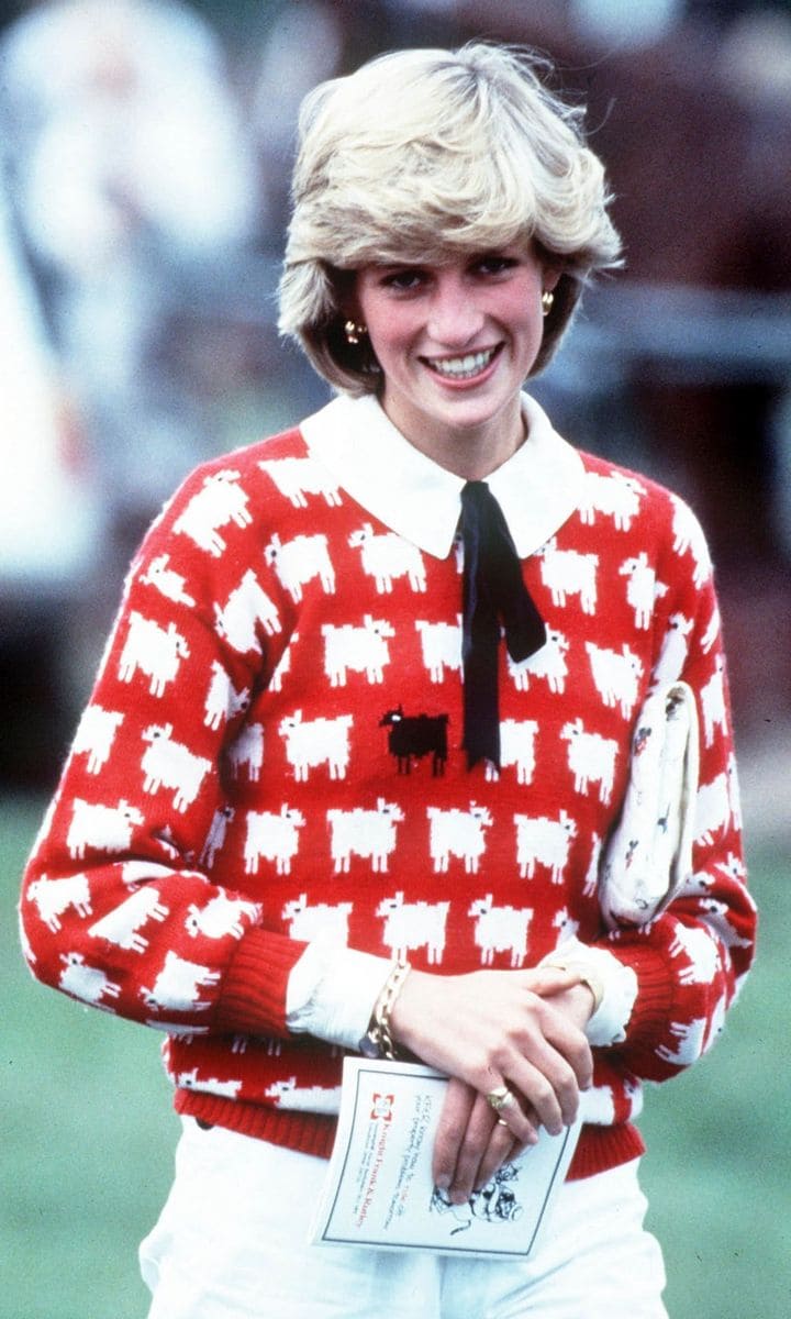 12 Photos Proving Princess Diana Was a Fashion Icon