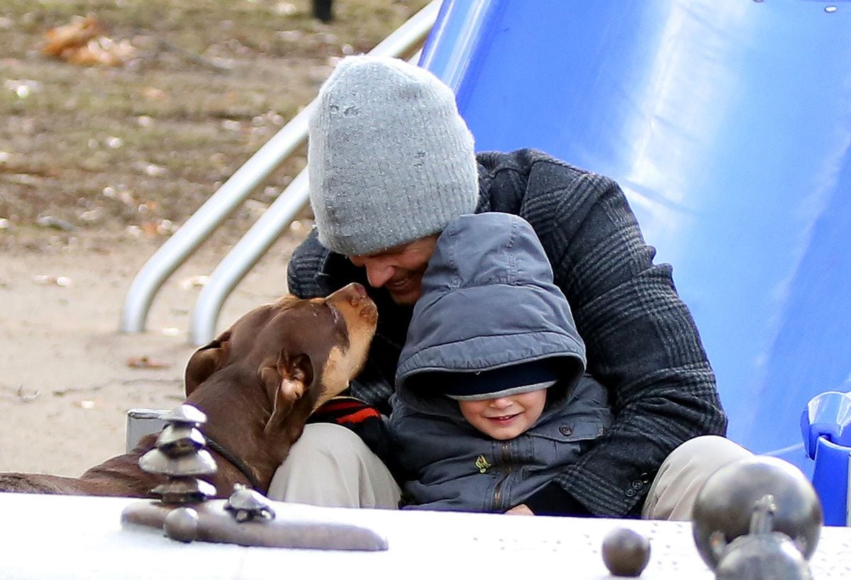 Tom Brady is seen at a local playground with his son, Benjamin Brady, and dog Lua on January 12, 2014 in Boston, Massachusetts. (Photo by Stickman/Bauer-Griffin/GC Images)