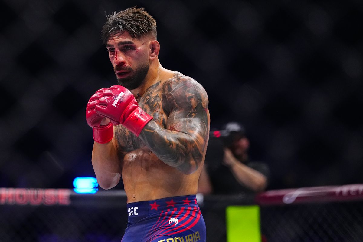 Ilia Topuria suffered the first defeat of his professional career after losing to Justin Gaethje in a historic UFC event held at the White House.