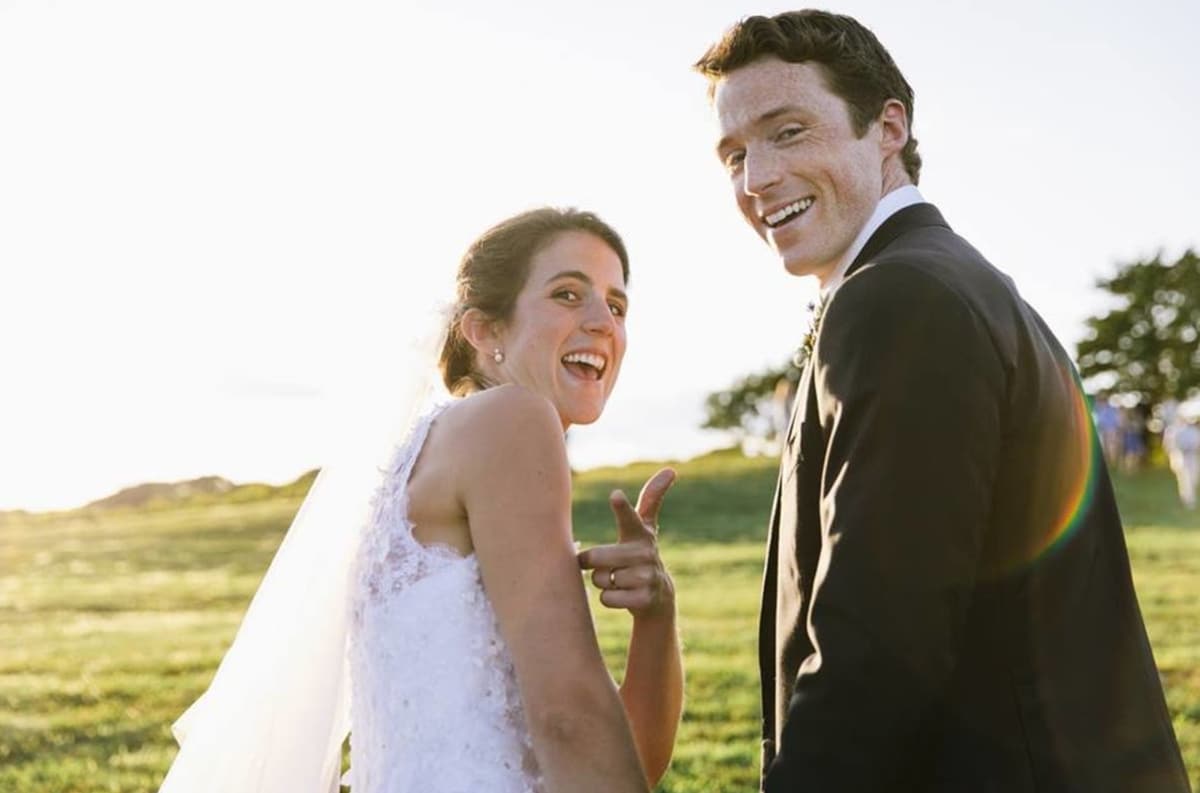 On September 9, 2017, Tatiana Schlossberg married George Moran at her family’s estate on Martha’s Vineyard