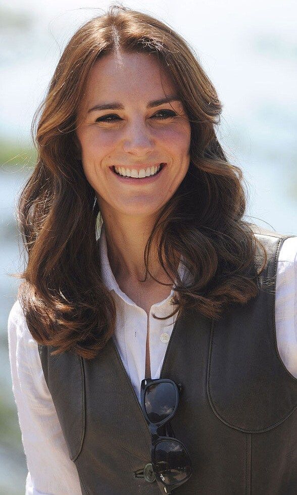 For the grueling journey, the Duchess of Cambridge brought her glam squad.
<br>
Photo: Gett Images