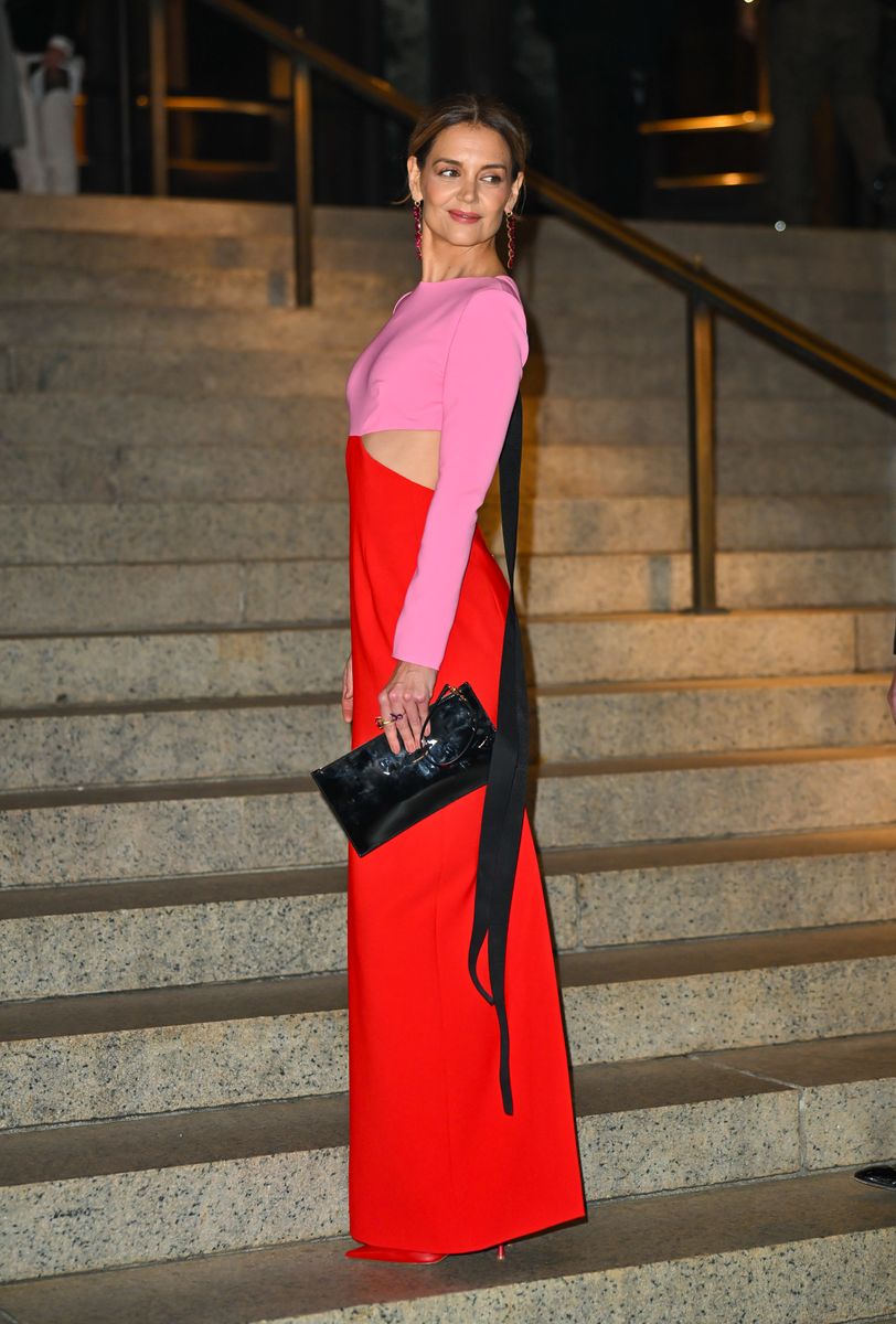 katie holmes orange dress Katie Holmes Looks Like an Italian Dream in This Gauzy Peach Gown