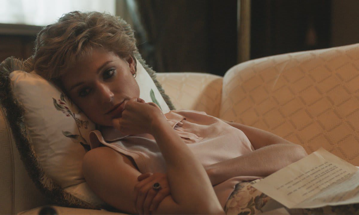 Elizabeth Debicki is playing Princess Diana in the show's final seasons