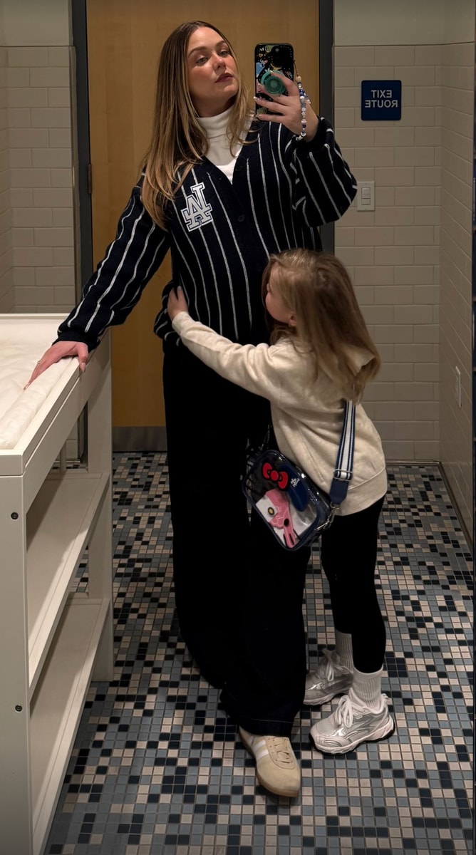 Mariana and Penelope were at Game 3 