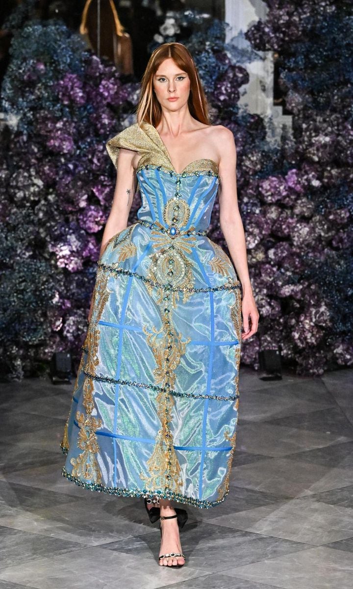 Siriano’s Bombay Sapphire French 75 inspired haute couture gown showcased at his 15th anniversary