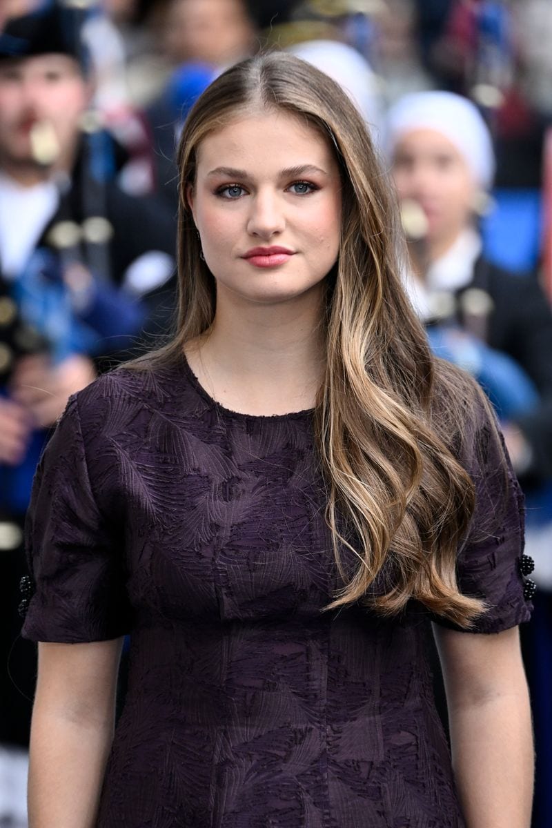 OVIEDO, SPAIN - OCTOBER 24: Crown Princess Leonor of Spain attends the "Princesa De Asturias" awards ceremony at Teatro Campoamor on October 24, 2025 in Oviedo, Spain. (Photo by Carlos Alvarez/Getty Images)