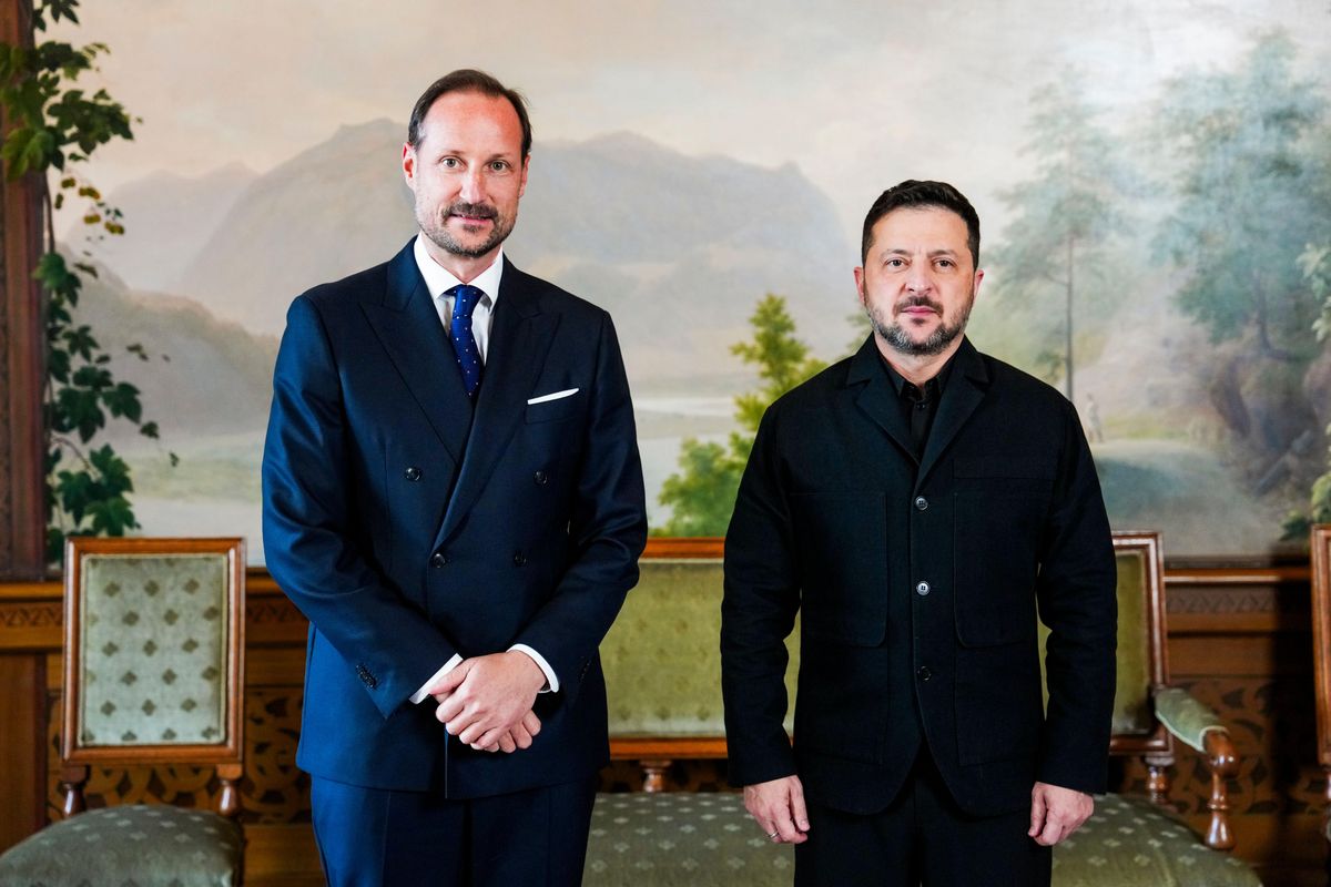King Haakon opens the doors of the Royal Palace to President Zelenskyy for a historic first