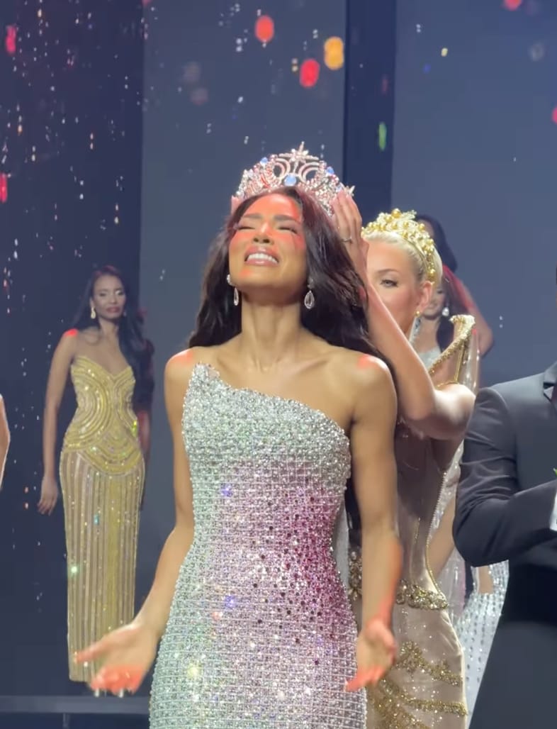 Victoria Kjaer crowns Jennifer Ventura as Miss Dominican Republic Universe 2025
