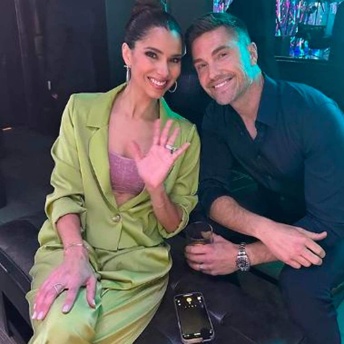 Roselyn Sánchez and Eric Winter