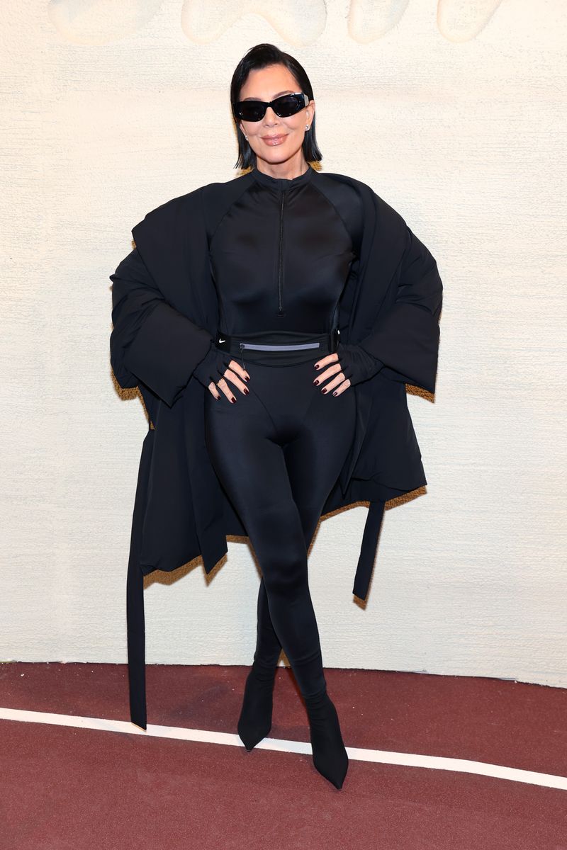 Kris Jenner looks younger than ever in glamorous Thanksgiving photos