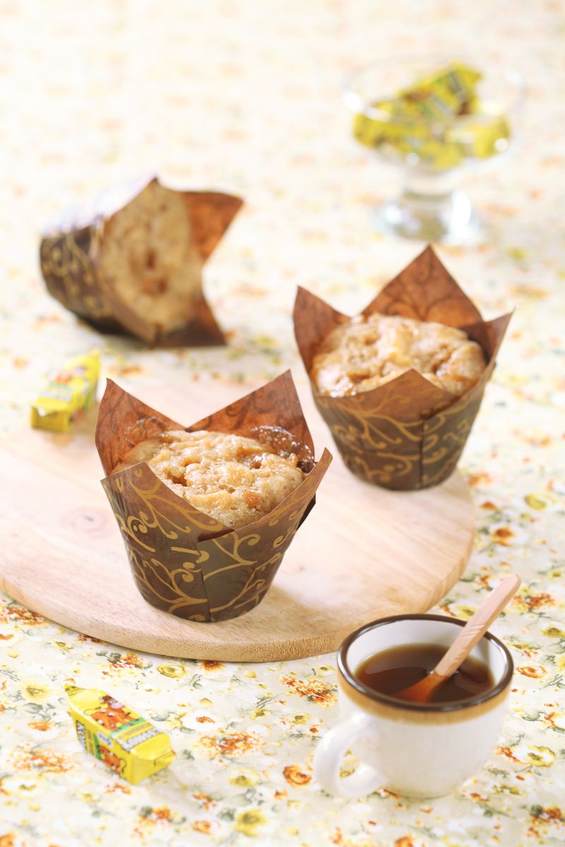 Applesauce Cinnamon Mini Muffins
