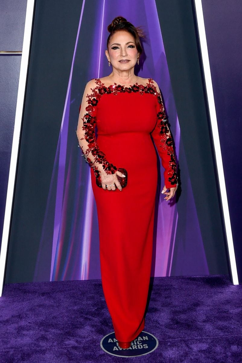 Gloria Estefan arrives at the 2025 American Music Awards at Fontainebleau Las Vegas on May 26, 2025 in Las Vegas, Nevada. (Photo by Mindy Small/FilmMagic)