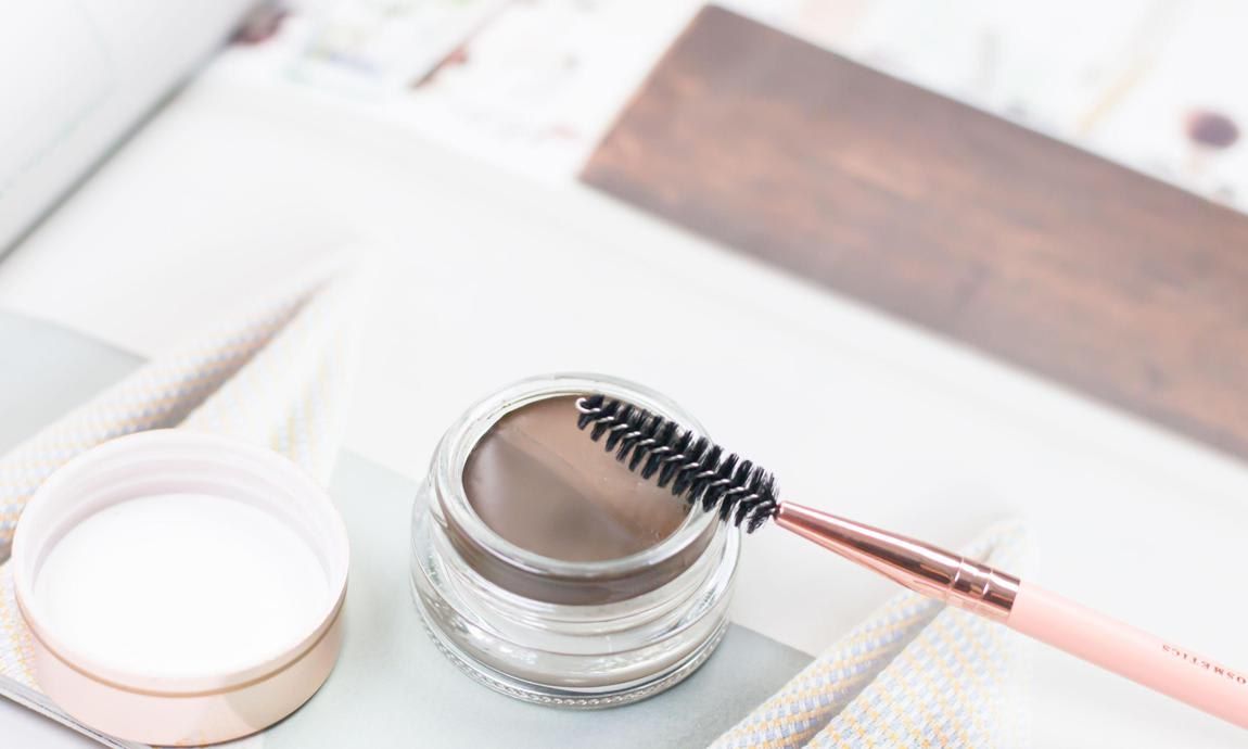 How to pluck your eyebrows