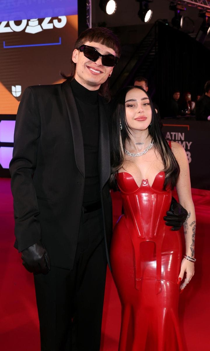 Peso Pluma y Nicki Nicole