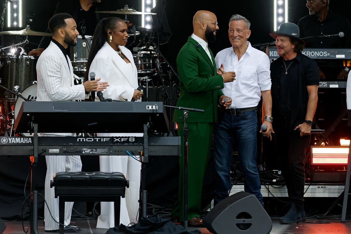 John Legend, Jennifer Hudson, Common, Bruce Springsteen, and Eddie Vedder perform during the dedication ceremony for the opening of the Barack Obama Presidential Center