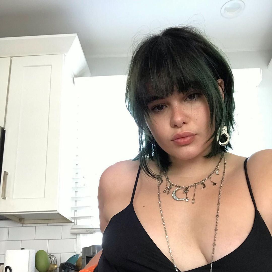 Barbie Ferreira bangs