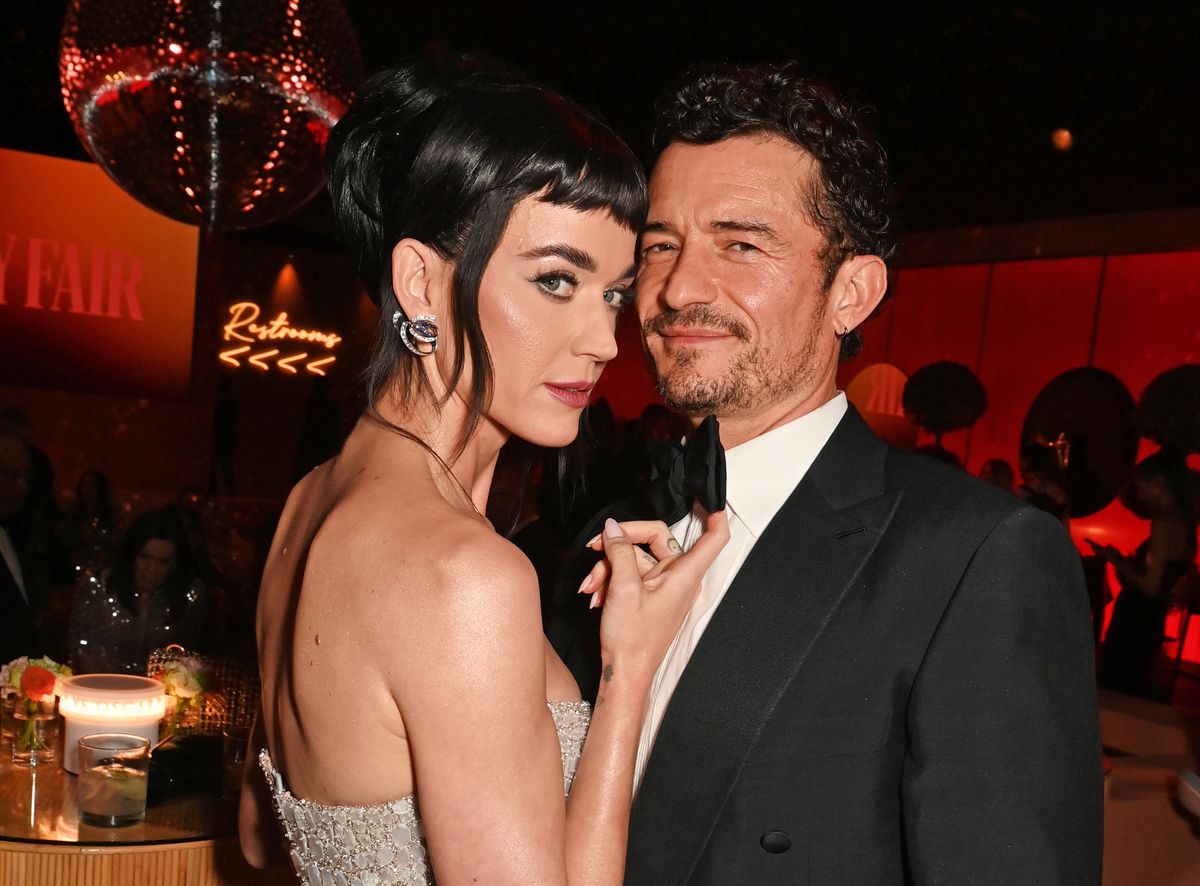 Katy Perry and Orlando Bloom attend the 2025 Vanity Fair Oscar Party Hosted By Radhika Jones 
