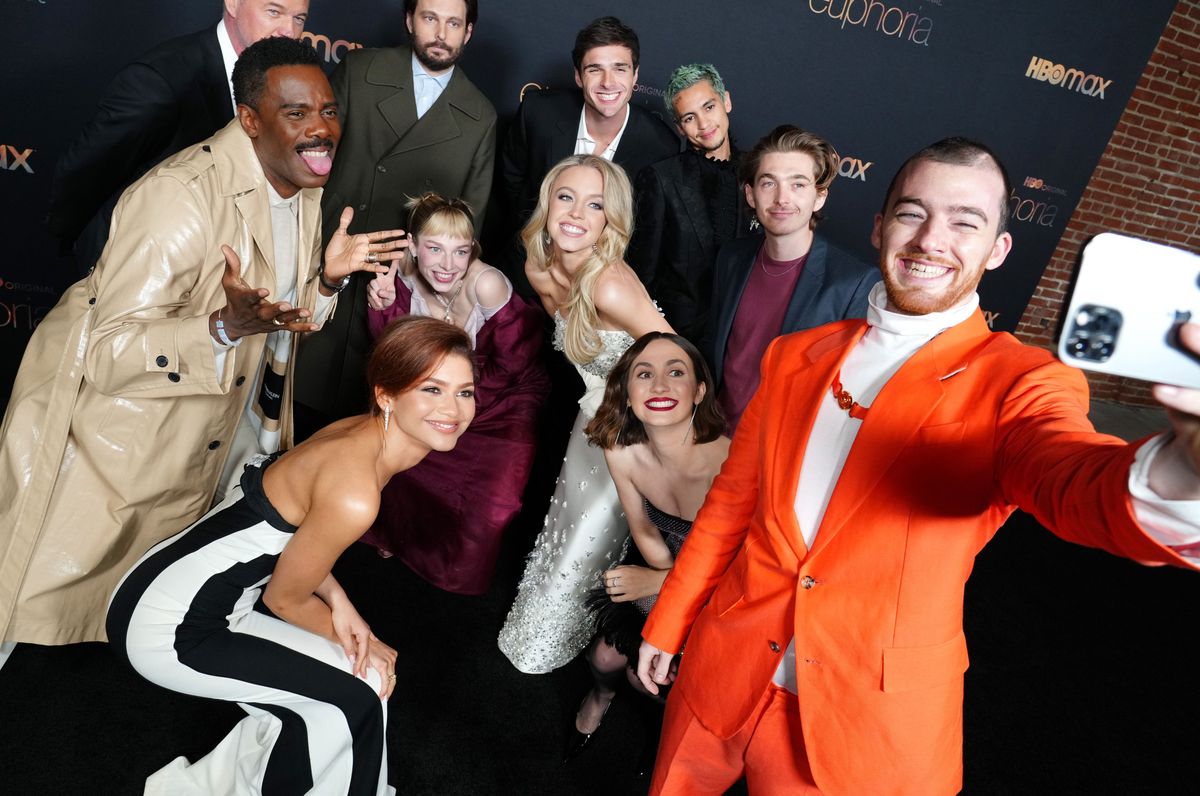  Colman Domingo, Eric Dane, Zendaya, Sam Levinson, Hunter Schafer, Sydney Sweeney, Jacob Elordi, Dominic Fike, Maude Apatow, Austin Abrams, and Angus Cloud attend HBO's "Euphoria" Season 2 Photo Call 